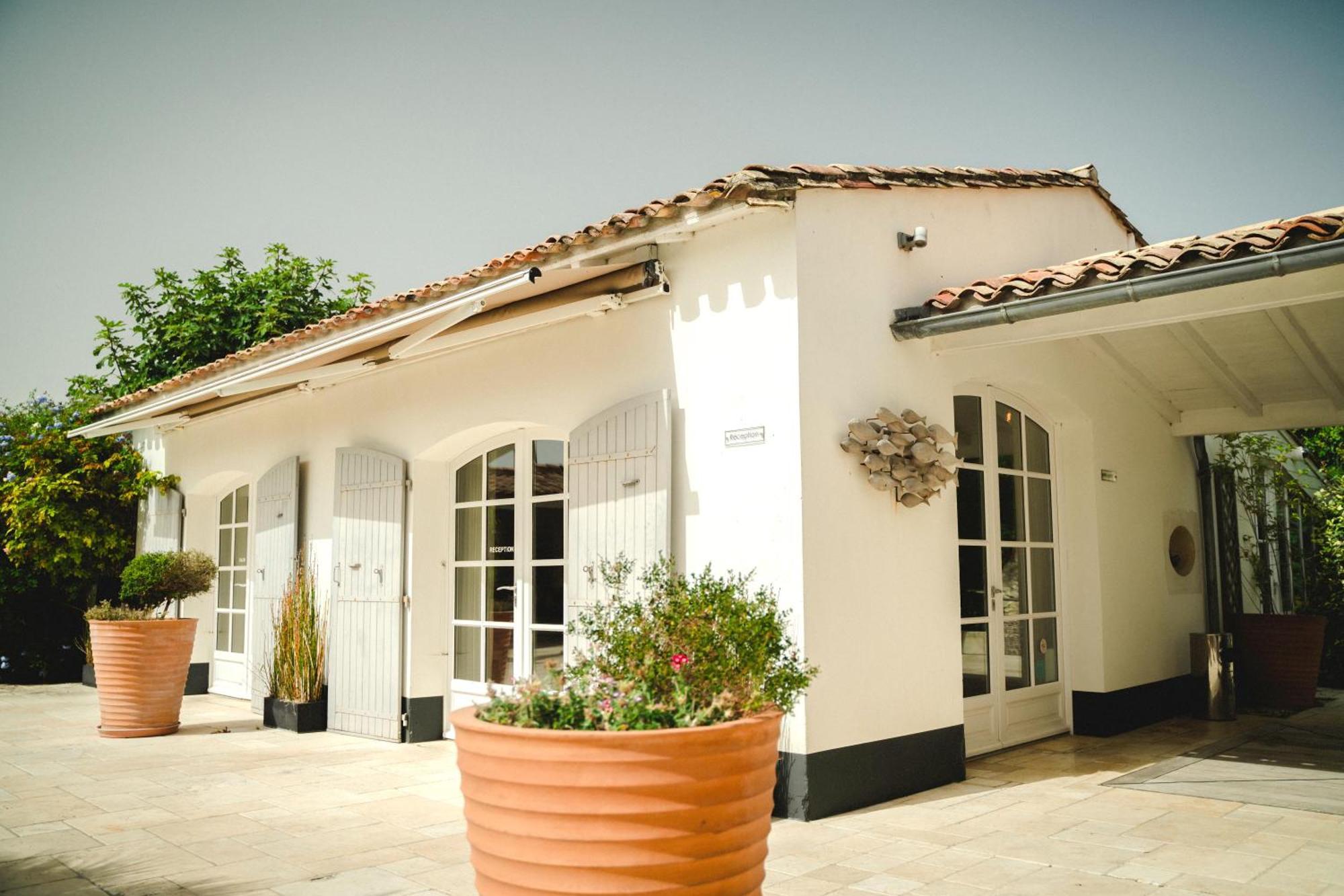 Le Clos Saint-Martin Hotel & Spa Dış mekan fotoğraf